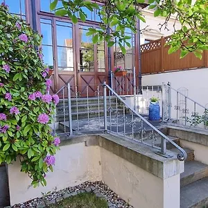  Apartment Wintergarten